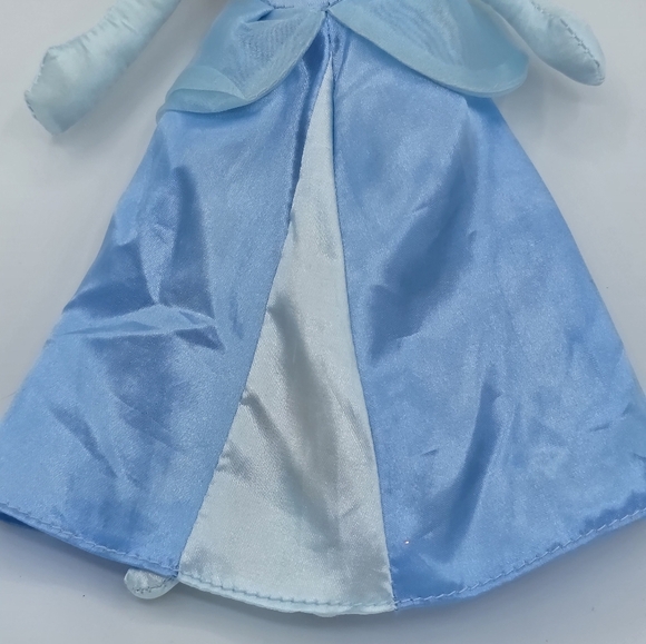 Disney Princess Cinderella Plush Doll - Picture 5 of 6